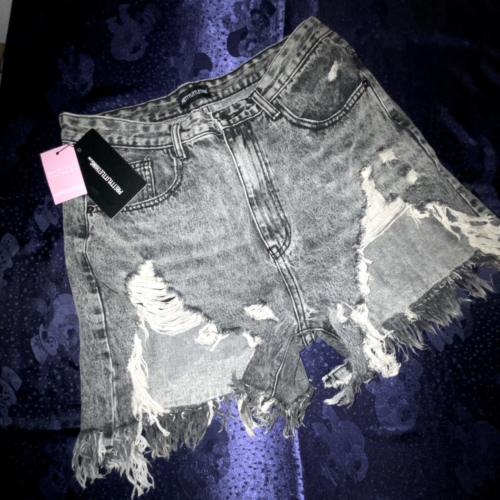 Pretty little Thing washed grey distressed denim shorts